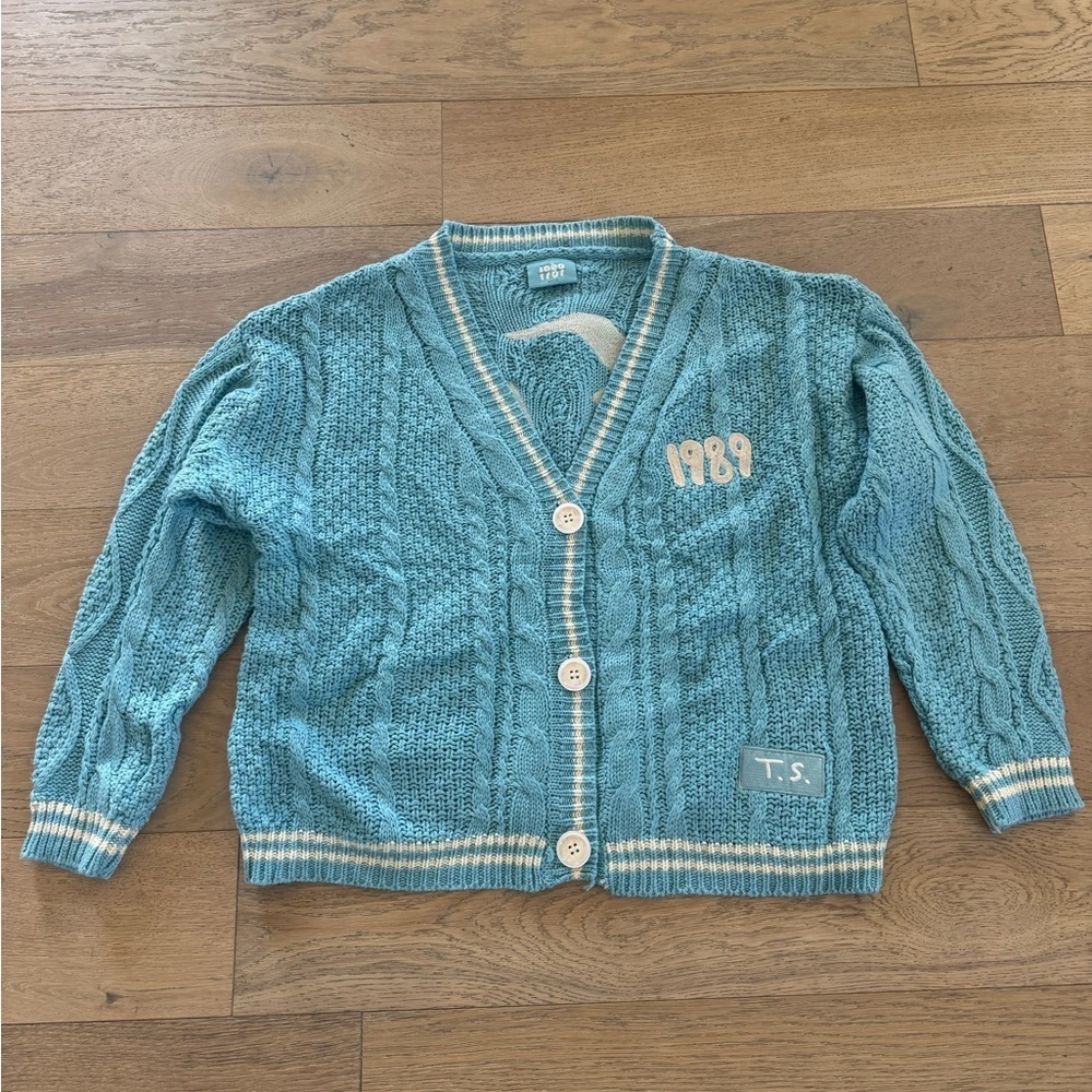 Taylor Swift 1989 Taylors Version Cardigan Sweater Blue Medium/Large